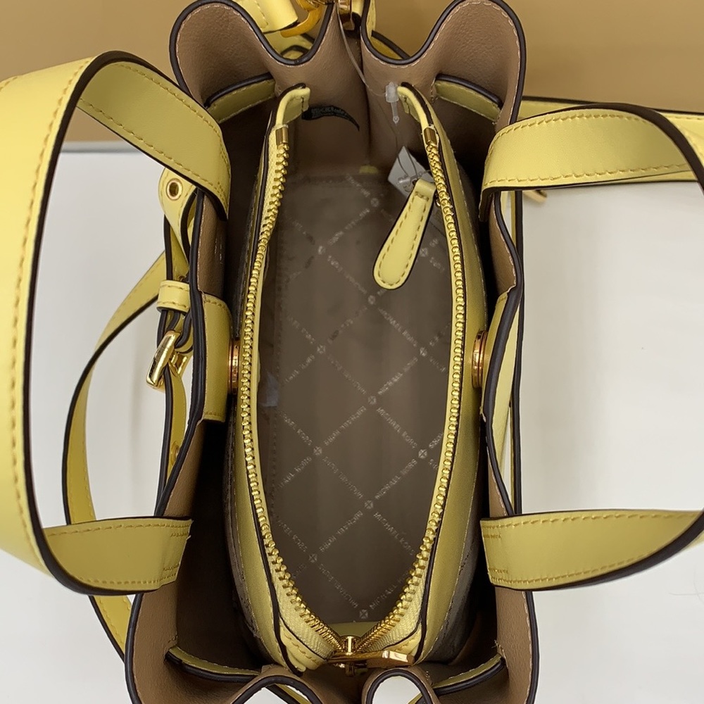 MICHAEL KORS EMILIA SMALL SATCHEL & LARGE DOUBLE ZIP WRISTLET BUTTERCUP - Picture 9 of 16